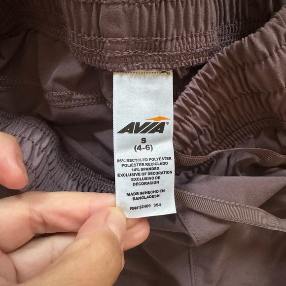 Women’s AVIA dark purple athletic pull on drawstring cargo shorts Small - Picture 3 of 3